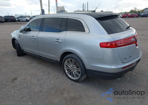2015 Lincoln Mkt Ecoboost z USA, uszkodzony, nr VIN 2LMHJ5AT2FBL03035